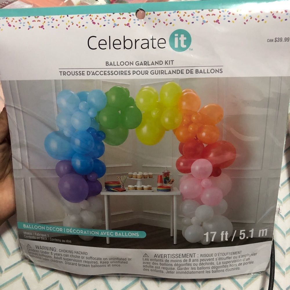 Celebrate It Balloon 🎈Assorted Colors Garland Kit
